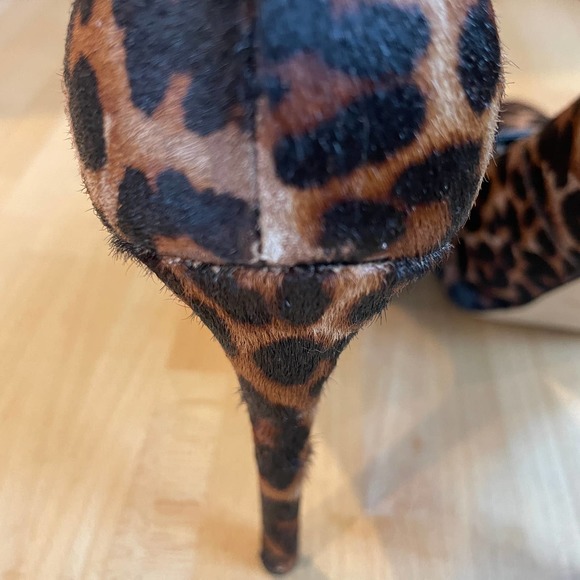 Enzo Angiolini Pony Hair Cheetah Pumps Esamendra - Picture 8 of 9